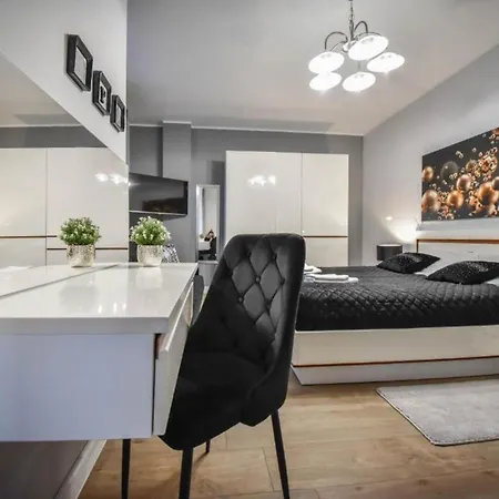 Na Wyspie - Aquamarina - Parking شقة سفينويتشي