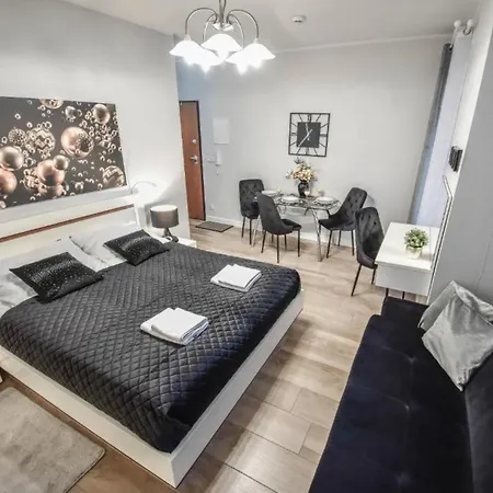 Na Wyspie - Aquamarina - Parking * سفينويتشي