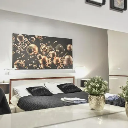 Na Wyspie - Aquamarina - Parking شقة سفينويتشي