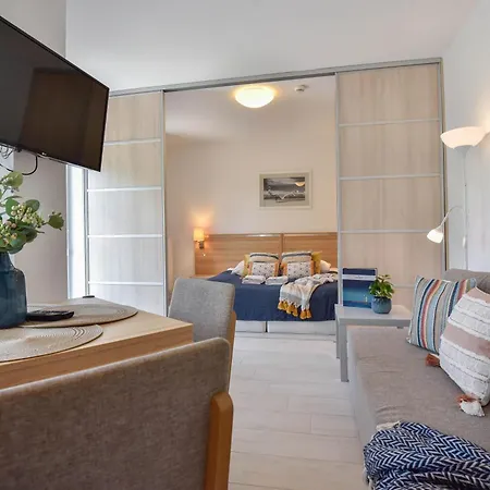 شقة Na Wyspie - Aquamarina - Parking سفينويتشي