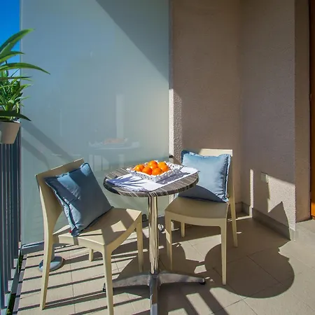 Na Wyspie - Aquamarina - Parking * سفينويتشي