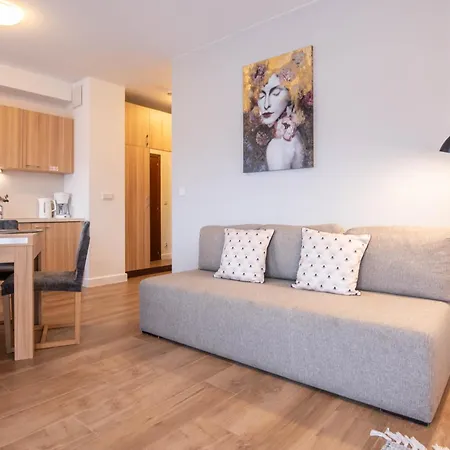 Na Wyspie - Aquamarina - Parking * سفينويتشي